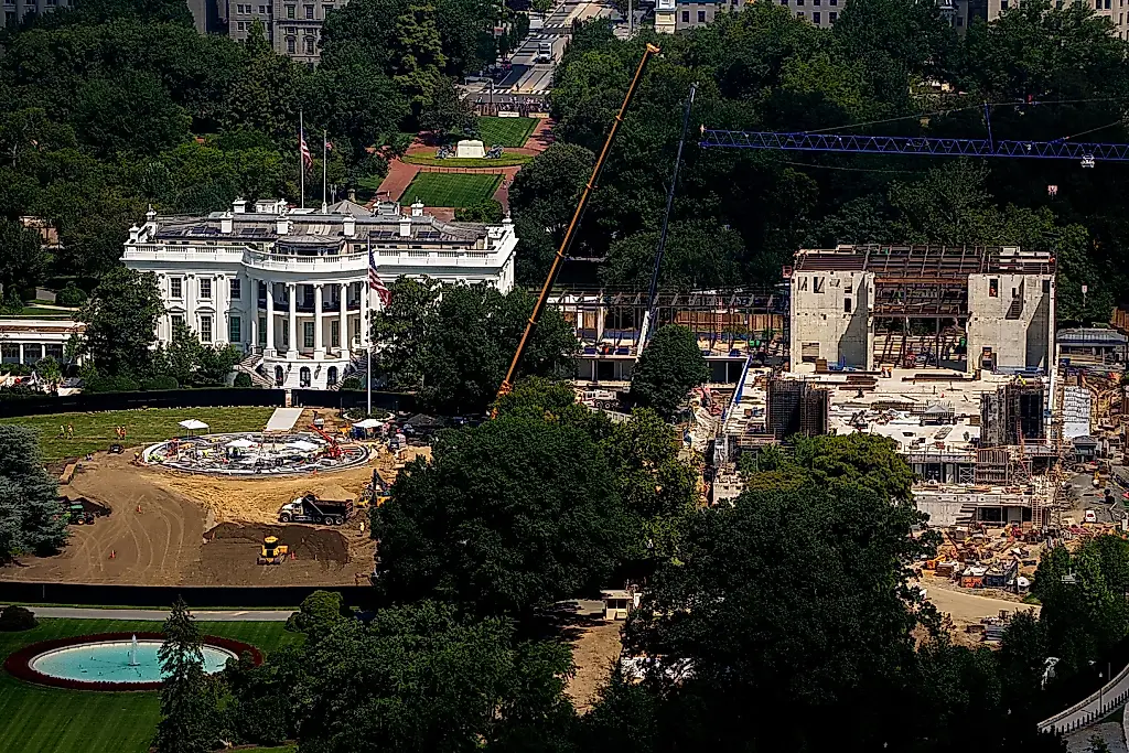 La Casa Blanca obtiene luz verde para un salón de baile ilegal, según el presidente del Supremo