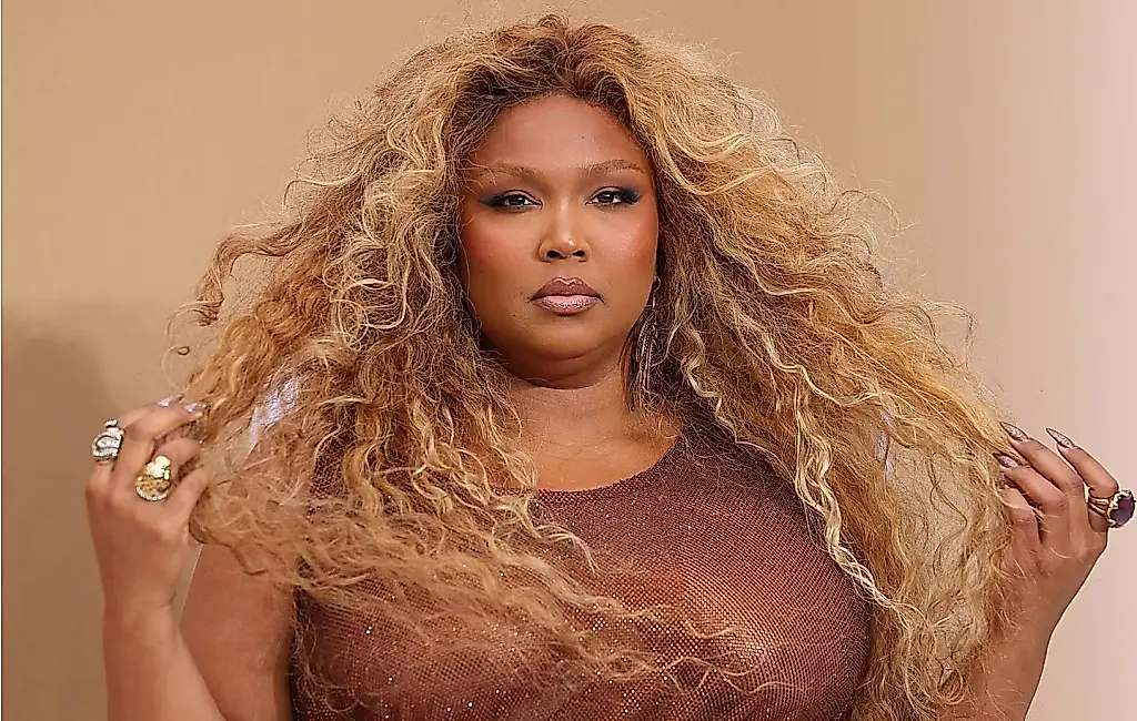 Lizzo gana un juicio, pero la guerra continúa