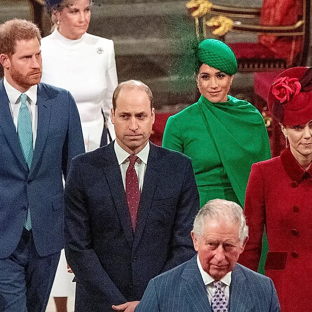 Carlos y la «atención especial» a Harry: qué observó una experta en lenguaje corporal