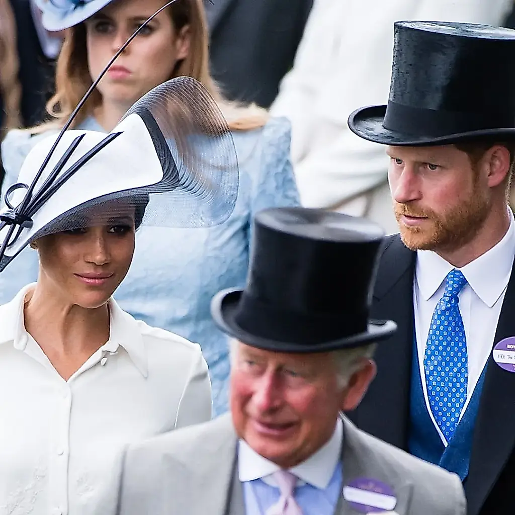 El rey cierra la puerta: Harry y Meghan vuelven al Reino Unido, pero no al palacio