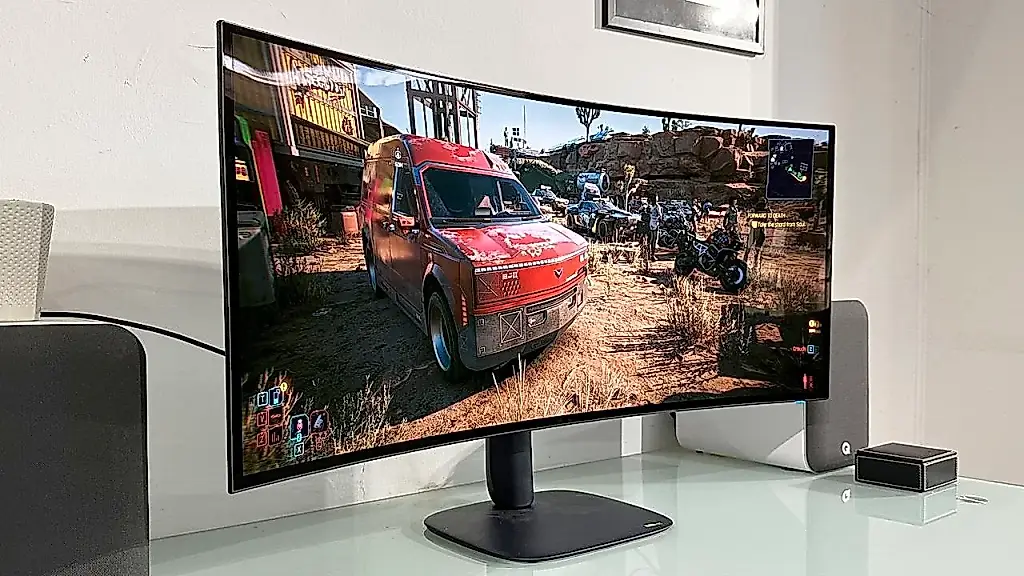 Alienware AW3926QW: огромный OLED-монитор, который почти идеален