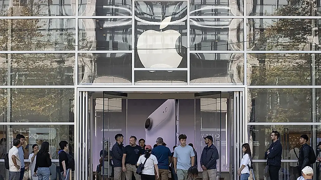AppleCare+ или AppleCare One: за что платит владелец техники