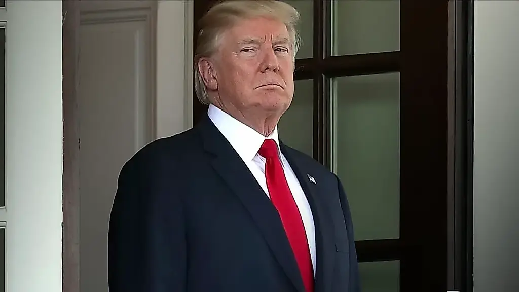 Trump declara la guerra a las restricciones a la IA