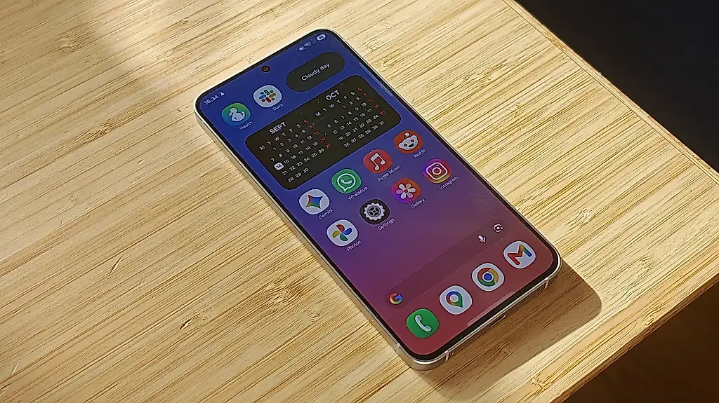 Samsung Galaxy S26 FE: pagar más por casi lo mismo