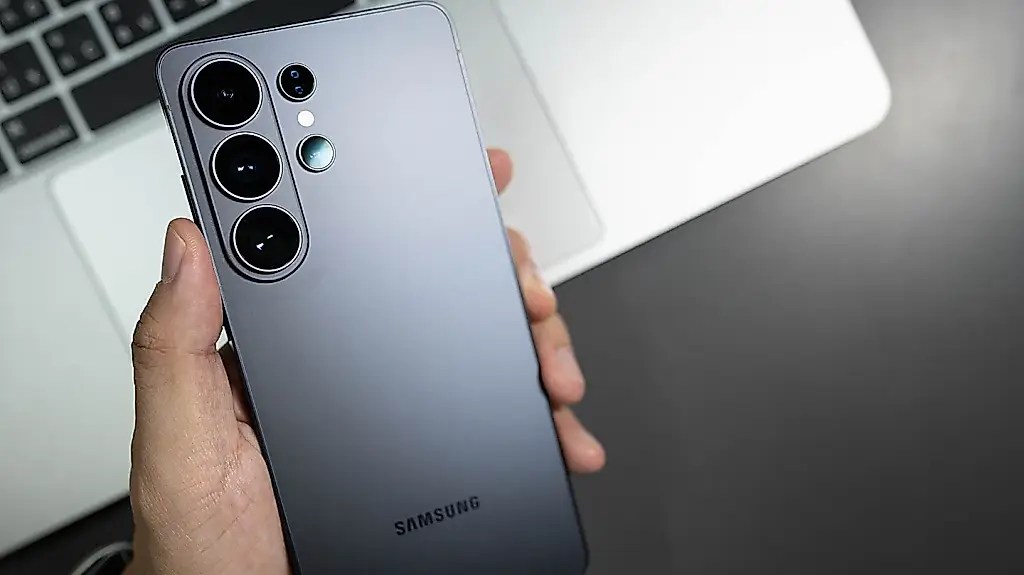 Кнопка Samsung выходит из-под контроля