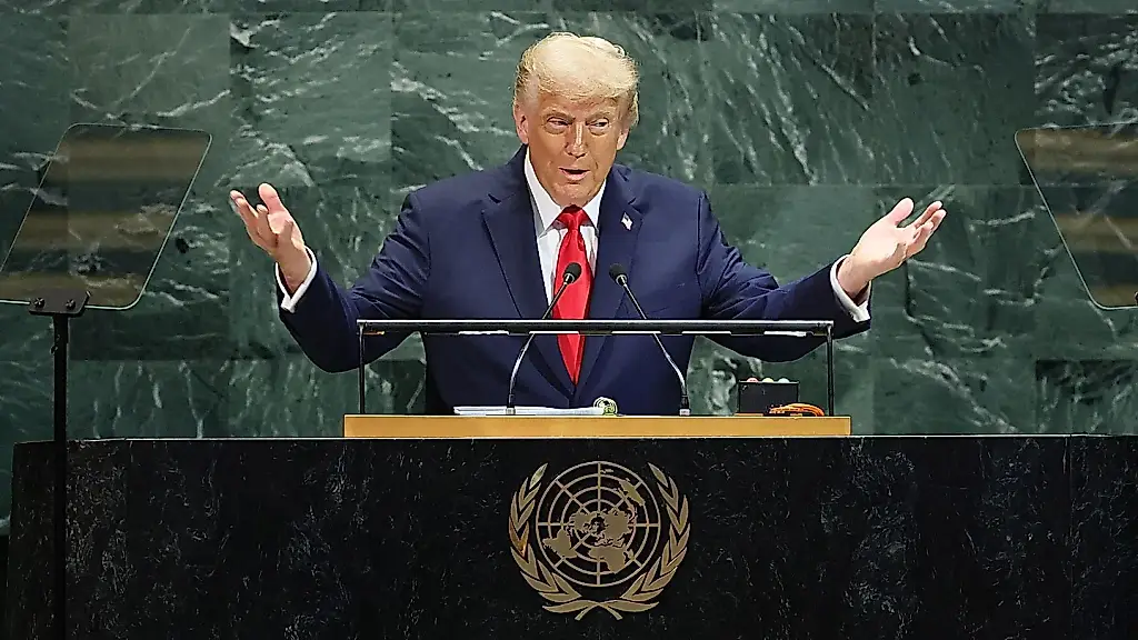 Trump quiere llamar «superinteligencia» a la IA: mientras se discuten las palabras, el control se escapa