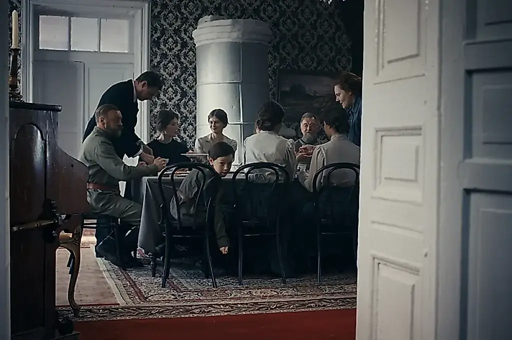 ¿Quién traicionó a Nicolás II? La película «Los Románov» muestra cuatro años, de la guerra a la Casa Ipátiev