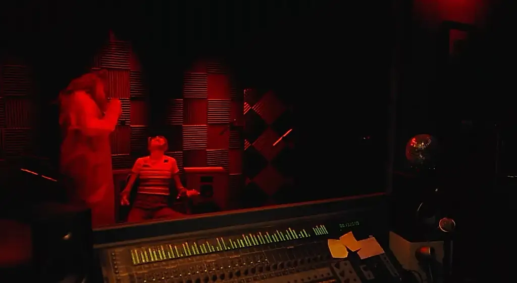 «V/H/S/Mixtape»: música que mata