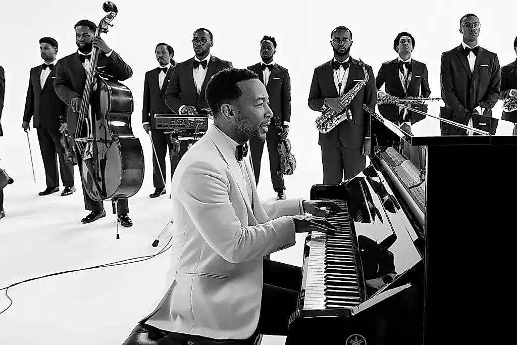John Legend превратил трудности в «Fireflies» — и снова позвал Pharrell