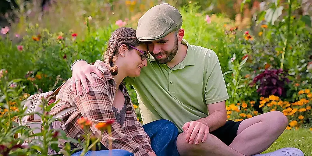 Amor sin guion: por qué «Love on the Spectrum» debate con el público sobre la normalidad, los cuidados y la libertad