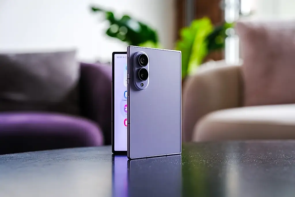 Samsung presenta el Z Fold 8 con un nuevo formato