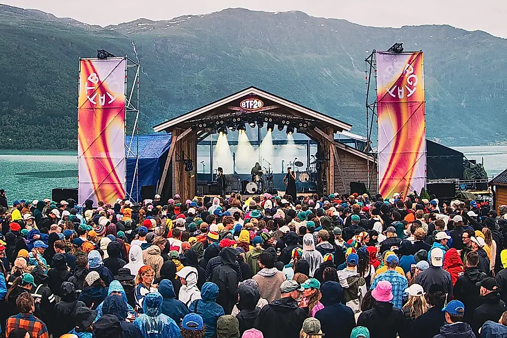 En la cima del mundo: cómo unos amigos noruegos crearon un festival único en Luster