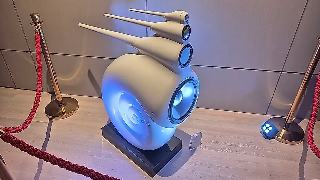 Por qué los altavoces Bowers & Wilkins Nautilus llevan 33 años con lista de espera