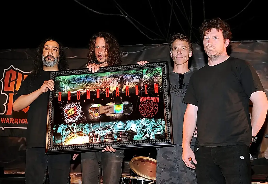 Soundgarden termina su último álbum con Chris Cornell