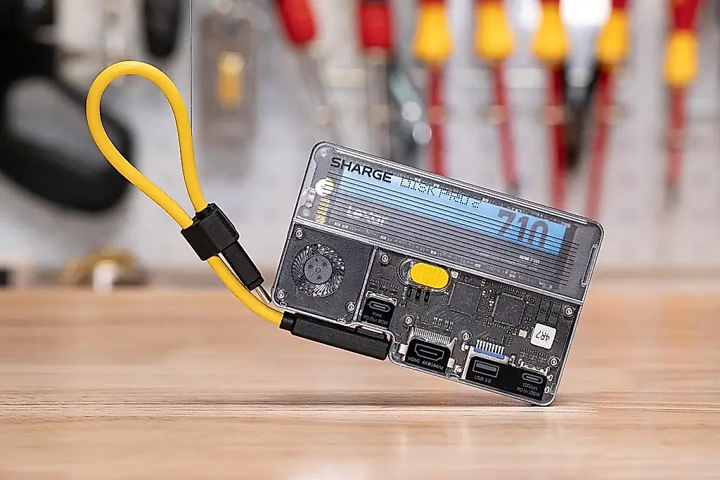 Магнитный карманный «комбайн»: Sharge Disk Pro 2 Ultra