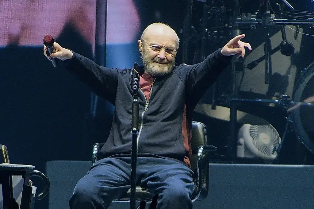 Phil Collins: al borde de la vida y la muerte, y de vuelta al juego