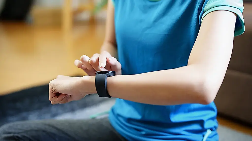 Reloj inteligente frente a anillo inteligente: diferencias para controlar la salud