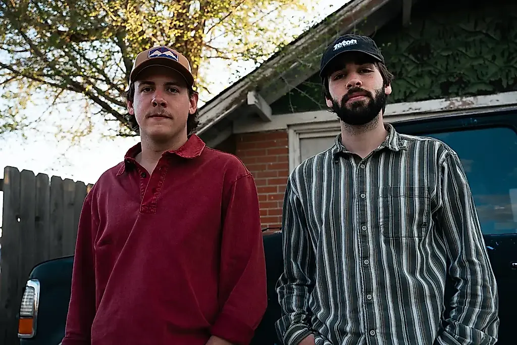 Buffalo Traffic Jam: el álbum de debut es el álbum de fotos personal del año