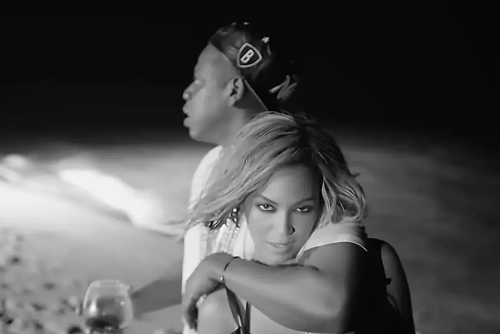 Beyoncé publica remixes con Jay-Z