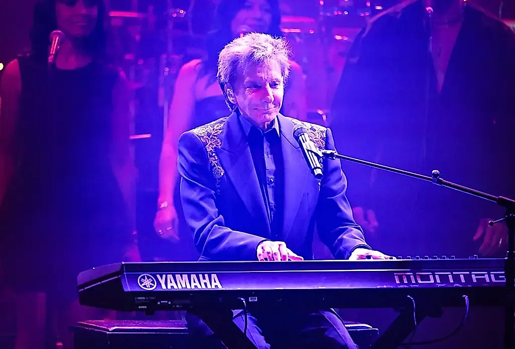 Barry Manilow vuelve a cancelar su concierto en Kentucky