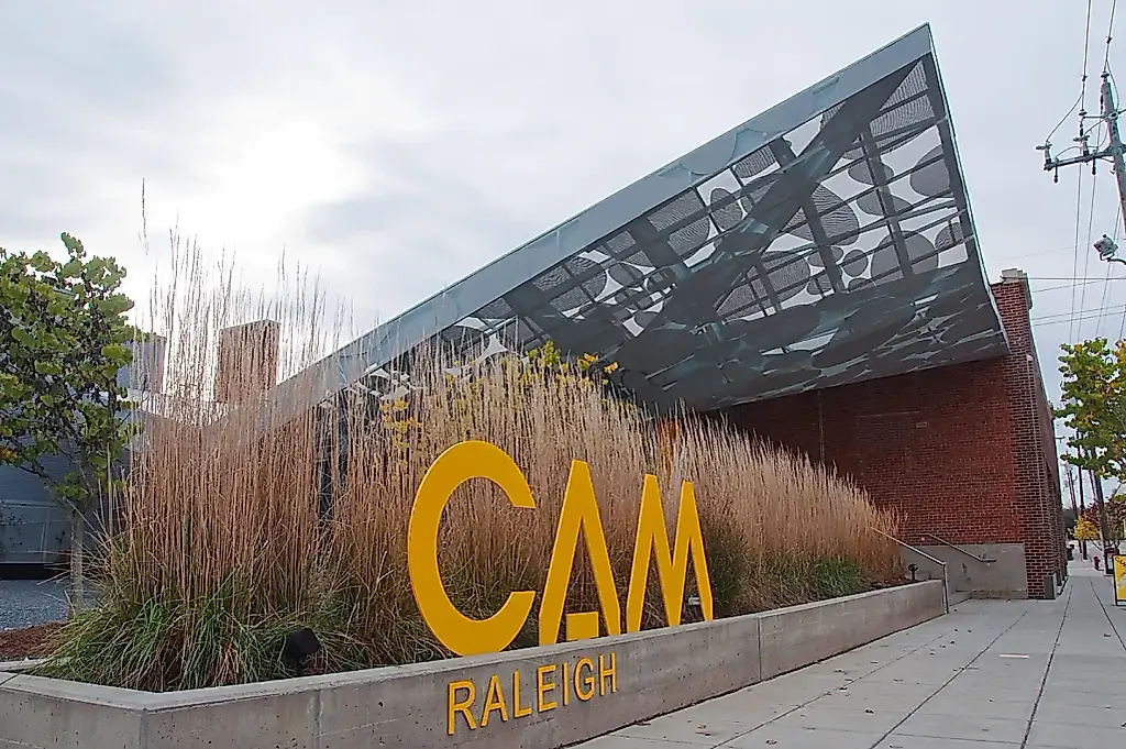 CAM Raleigh продает здание: ресурсы — художникам