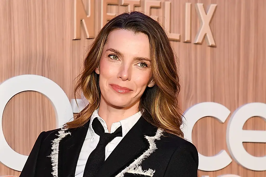 Betty Gilpin: cacareó y asustó en Apple TV