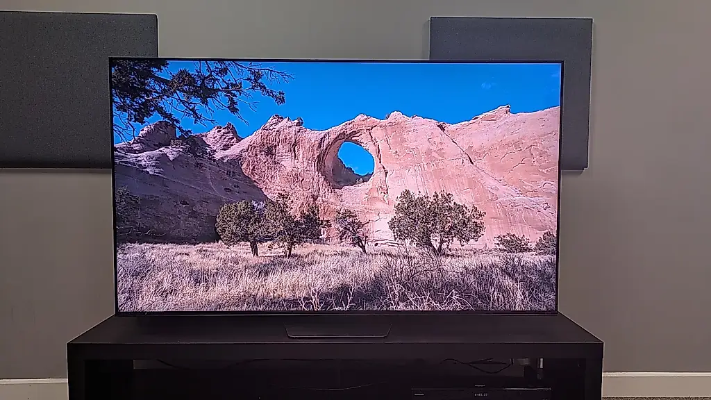 Televisor Hisense UR8: el primer RGB mini-LED asequible, a prueba