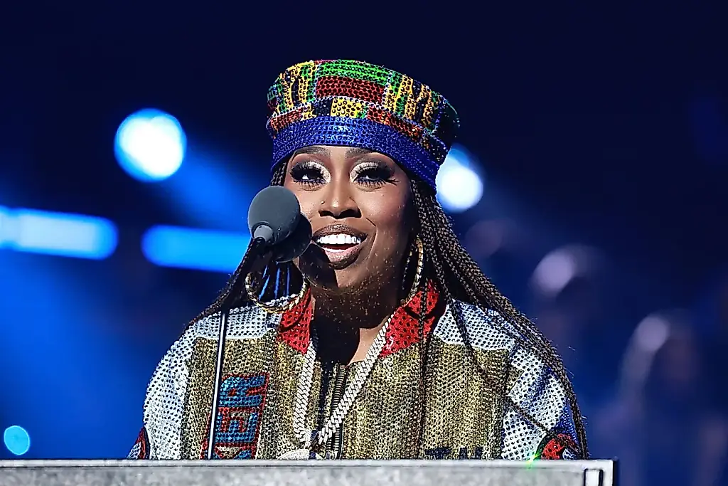 Missy Elliott celebra el 30.º aniversario de «One in a Million», el álbum de Aaliyah