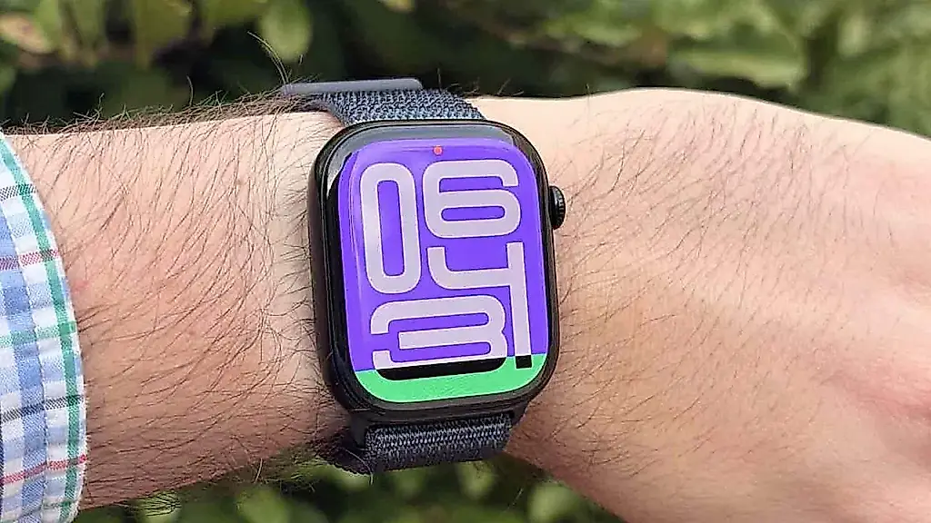 10 лучших циферблатов Apple Watch 2026