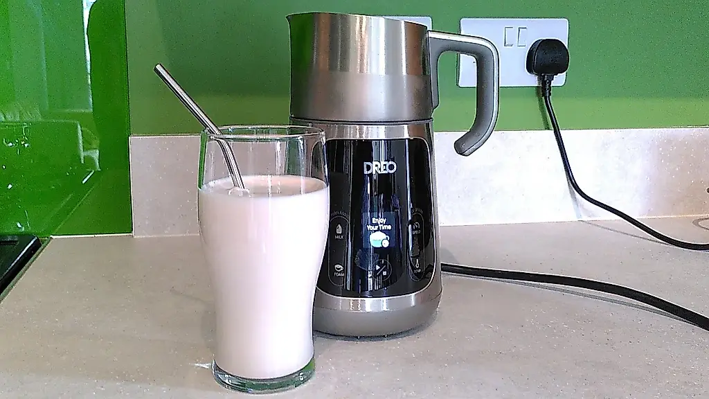 Los mejores espumadores eléctricos de leche según los baristas de TechRadar: Dreo Baristamaker, Smeg Mini y Philips Baristina