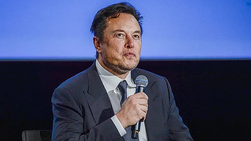 Илон Маск о будущем труда и роботов Tesla