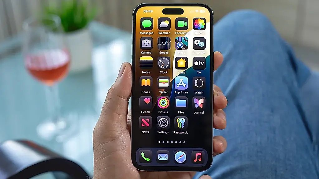 Стоит ли покупать iPhone 15 в 2026 году?