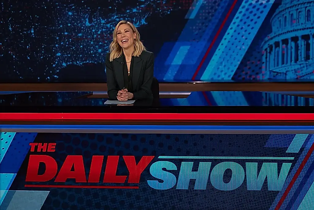Desi Lydic: Как "Foxsplains" стал сатирой года