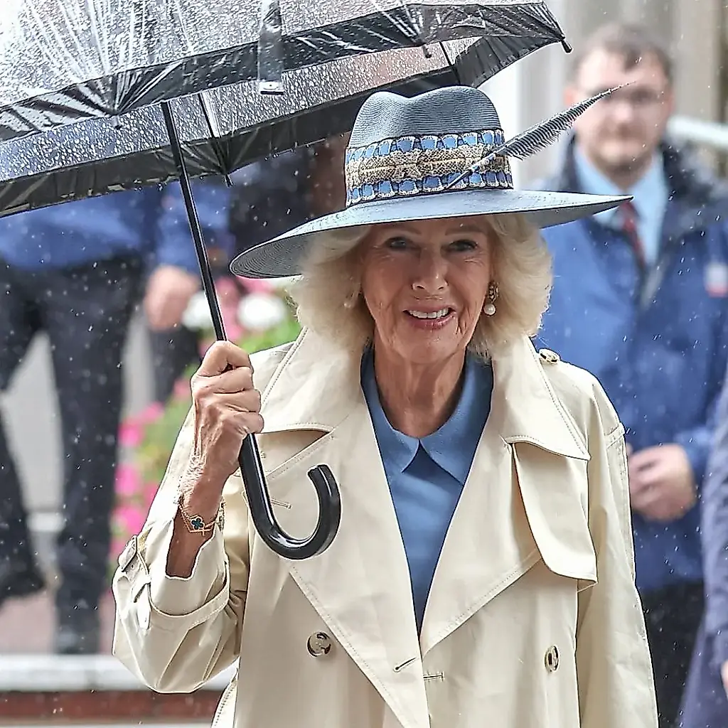 Sombreros reales: el dúo de Kate y Camila