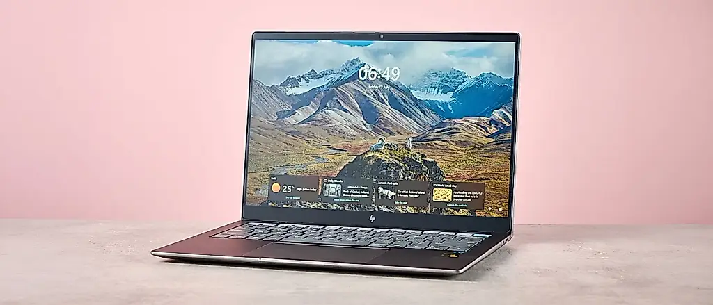 HP OmniBook X 14: el portátil que aguanta la jornada laboral y un poco más