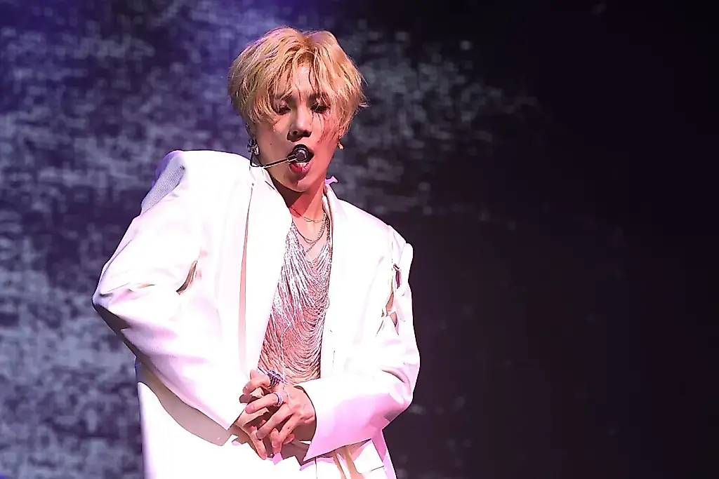 TAEMIN cancela su gira