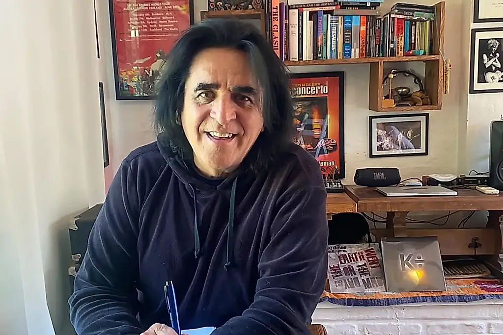 Jaz Coleman меняет издателя