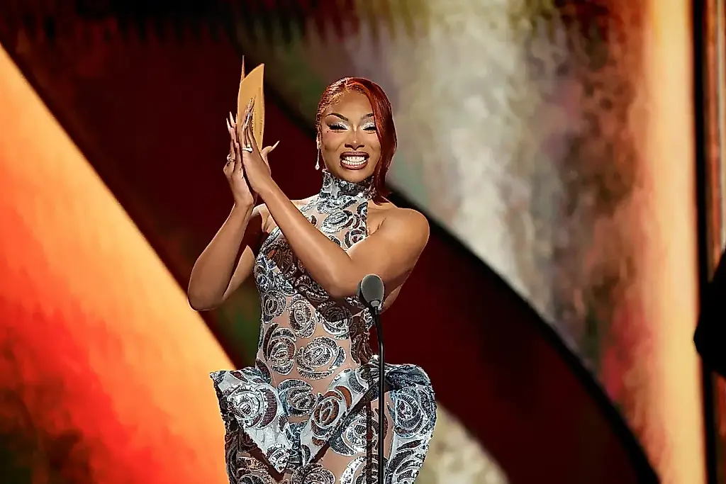 Megan Thee Stallion inaugura la temporada de las calabazas