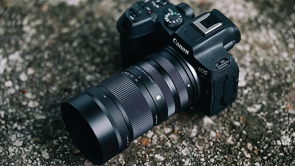 Sigma бросила вызов полному кадру