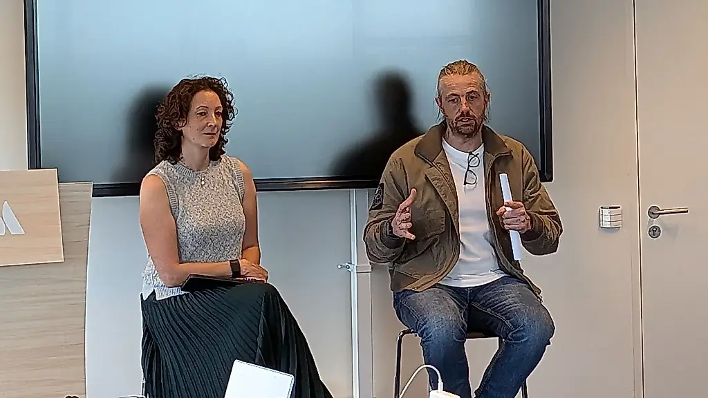 El jefe de Atlassian: la IA no frenará; el mundo ya está en piloto automático