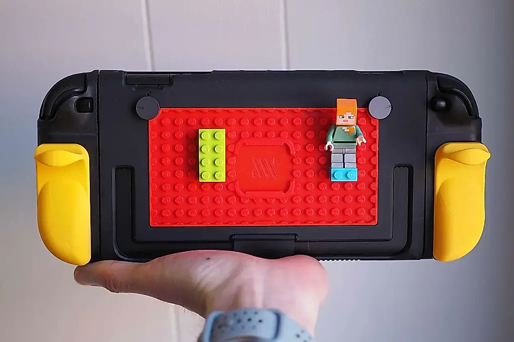 Чехол, который дружит с Switch 2