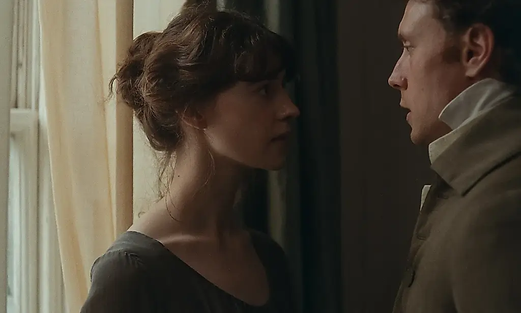 Los Dashwood vuelven a sufrir, esta vez sin brillo