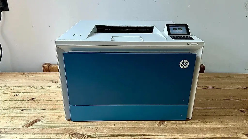 HP LaserJet 4701: un peso pesado de oficina con carácter