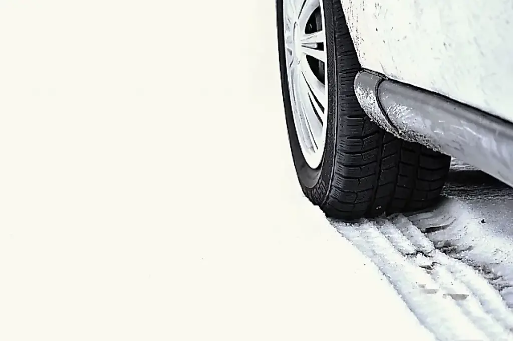 Cómo preparar el coche para el invierno: sin heroicidades en el arcén