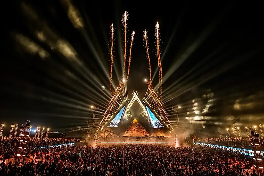 Pirámides al ritmo del techno: Egipto acoge el festival Starlight