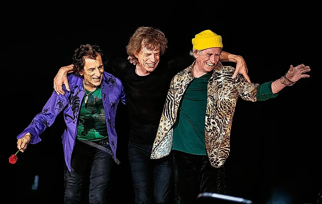 Stones добавят пять песен