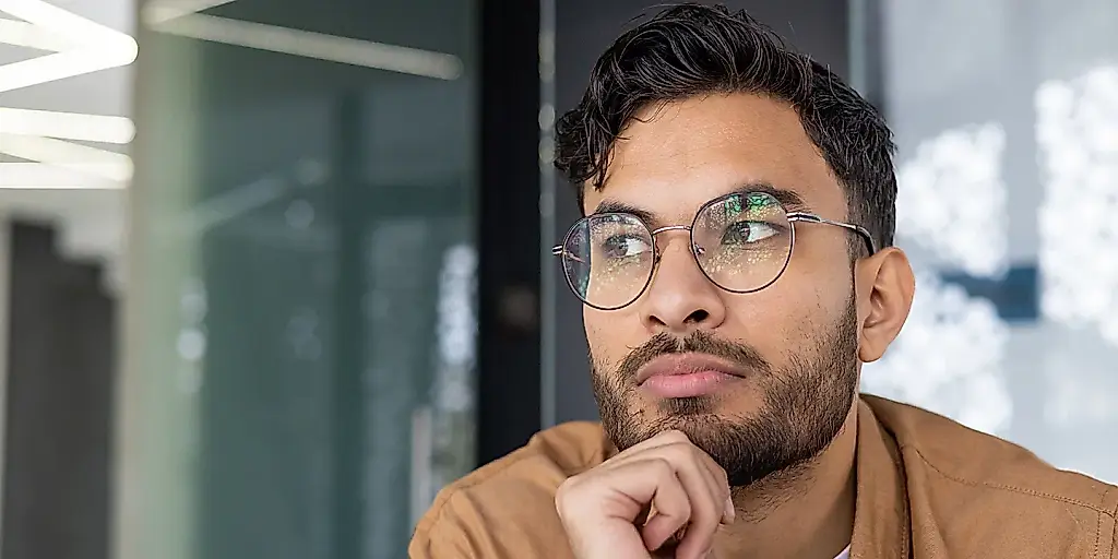 ¿Más inteligente significa más modesto? Qué piensa la gente de su aspecto