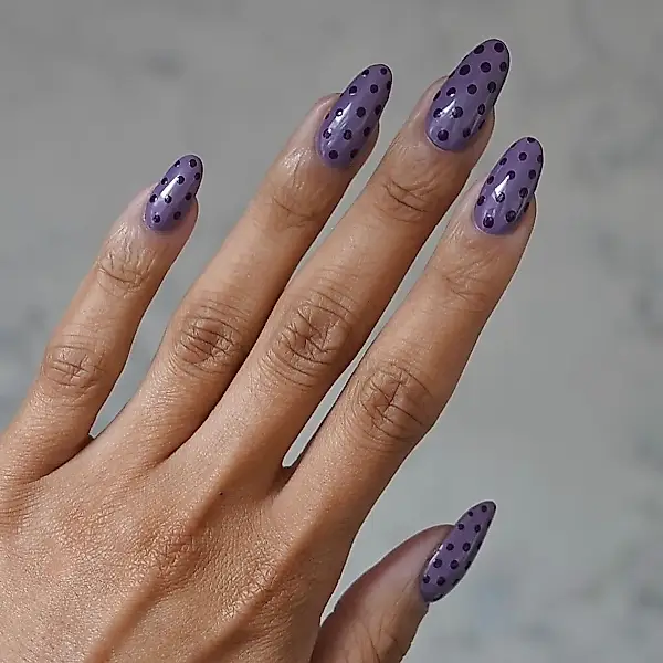 Manicura morada: el otoño pide nuevos tonos — foto 3