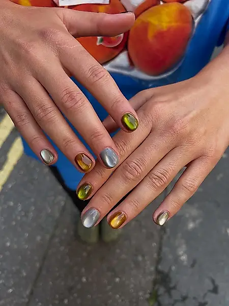 Manicura sin fecha de caducidad: ocho ideas otoñales — foto 2