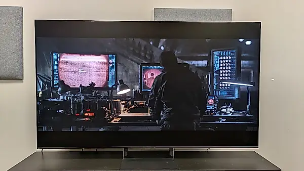 Sony Bravia 9 II: телевизор за цену маленького отпуска — фото 5